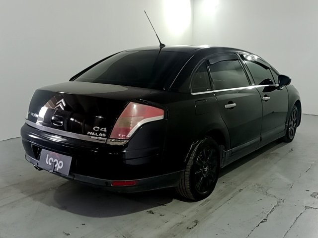 Vehicle_photo_4