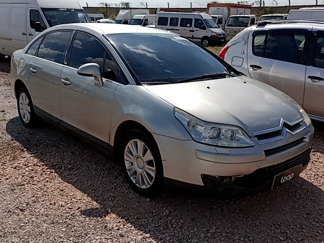 Vehicle_photo_2