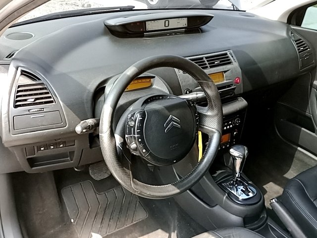 Vehicle_photo_7