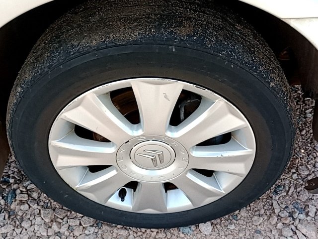 Vehicle_photo_14