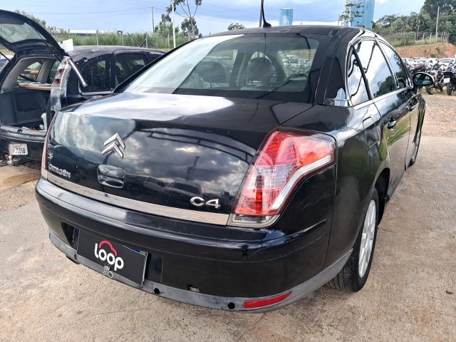 Vehicle_photo_4
