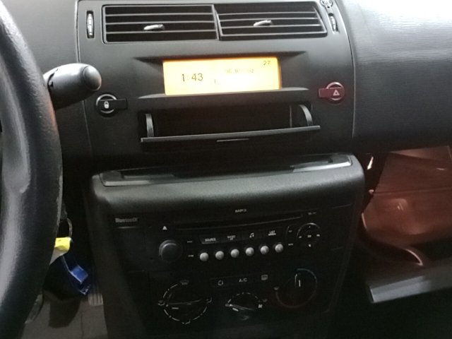 Vehicle_photo_6