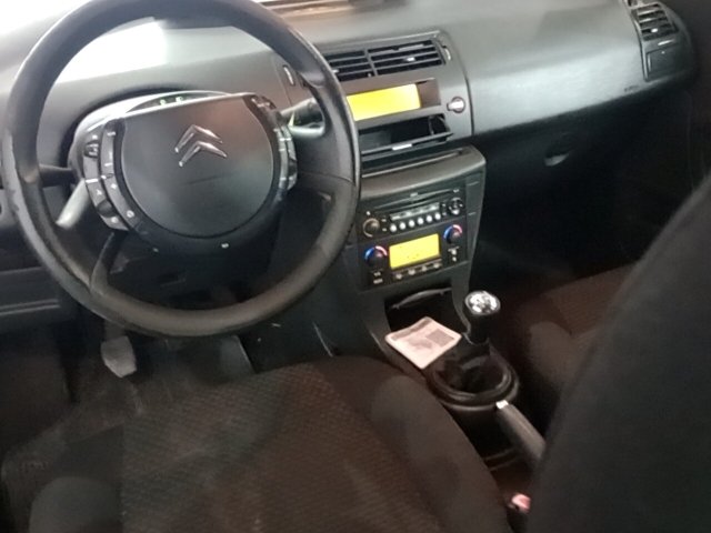 Vehicle_photo_7