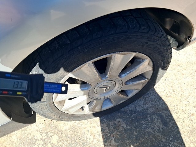 Vehicle_photo_12