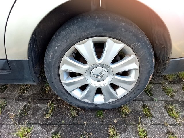 Vehicle_photo_15