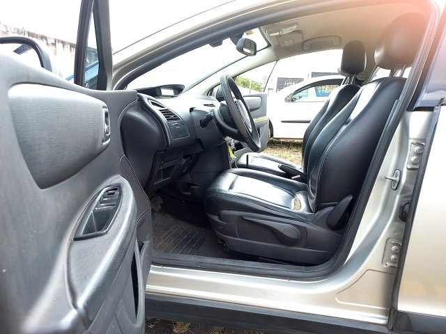 Vehicle_photo_8