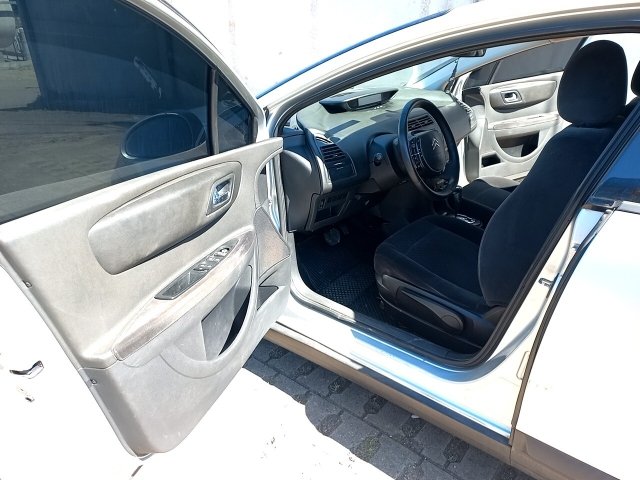 Vehicle_photo_8