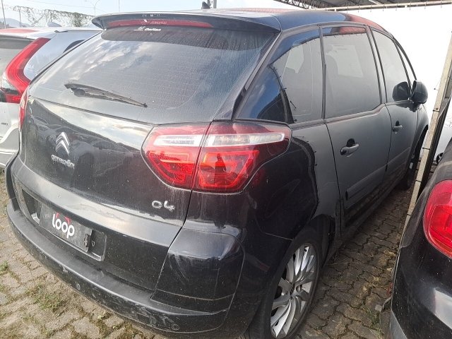 Vehicle_photo_4