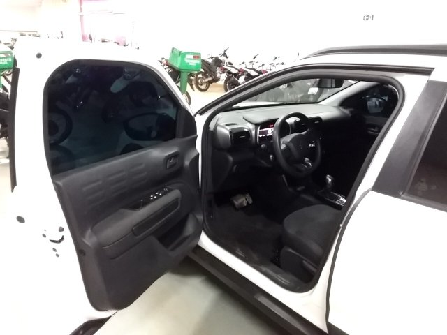 Vehicle_photo_8