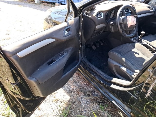 Vehicle_photo_8