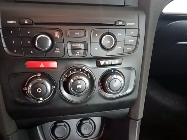 Vehicle_photo_6