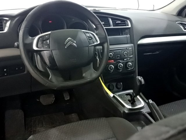 Vehicle_photo_7