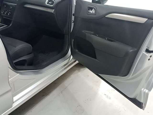 Vehicle_photo_9