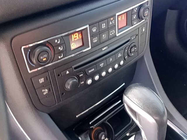 Vehicle_photo_6