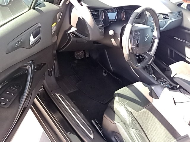 Vehicle_photo_8