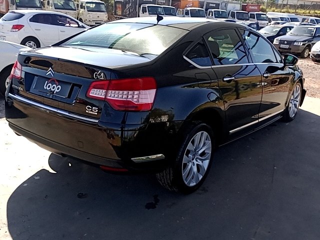 Vehicle_photo_4