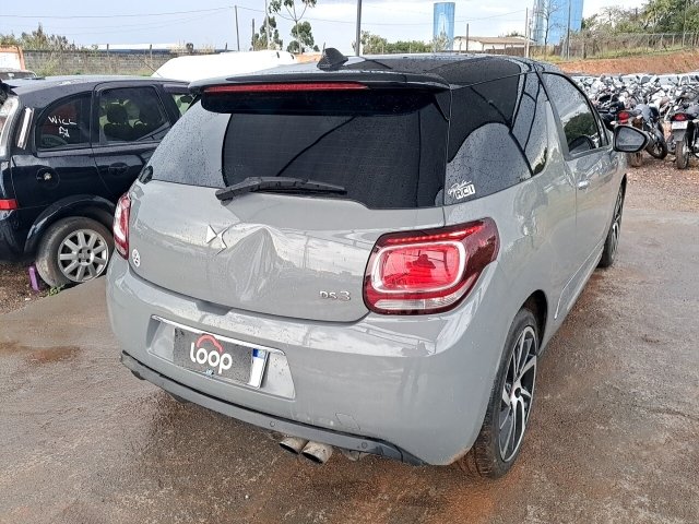 Vehicle_photo_4