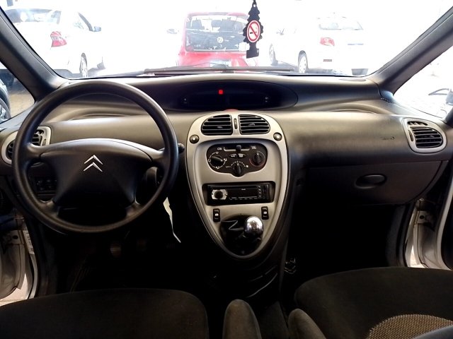 Vehicle_photo_7