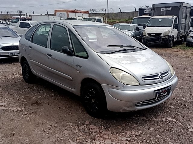 Vehicle_photo_2