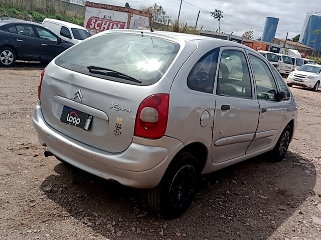 Vehicle_photo_4