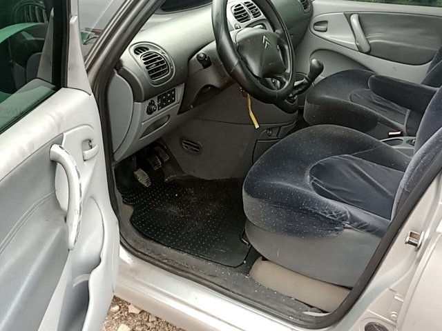 Vehicle_photo_8