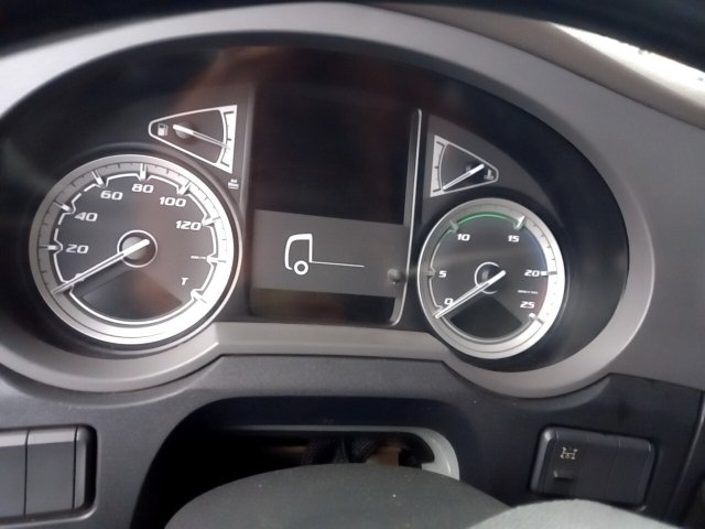 Vehicle_photo_5