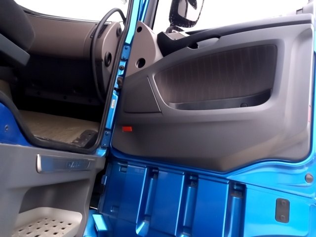 Vehicle_photo_9
