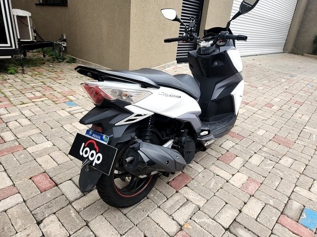 Vehicle_photo_4