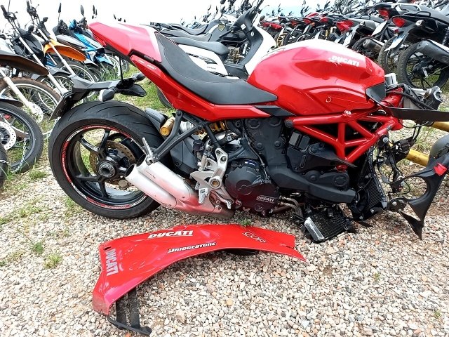 Vehicle_photo_9