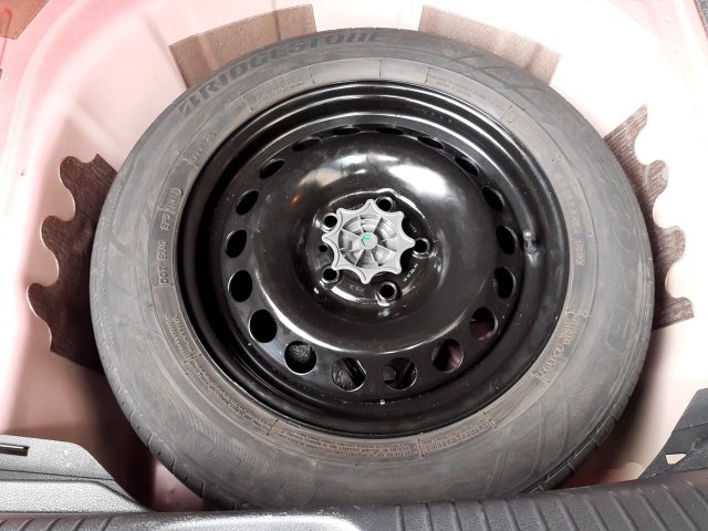 Vehicle_photo_17
