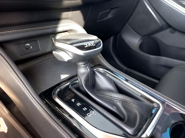 Vehicle_photo_19