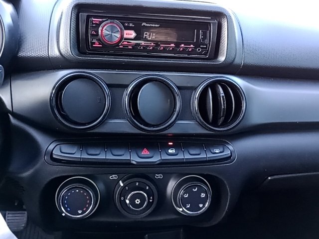 Vehicle_photo_6