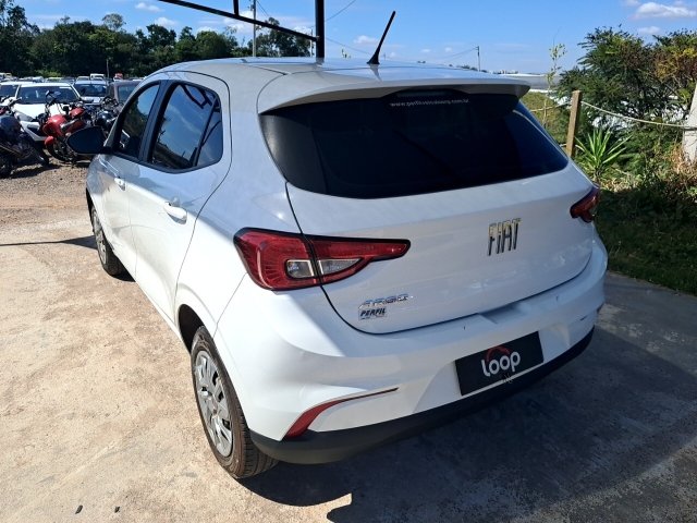 FIAT ARGO 1.0 Traseira Motorista