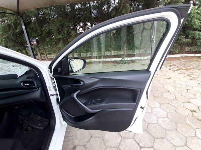 Vehicle_photo_6