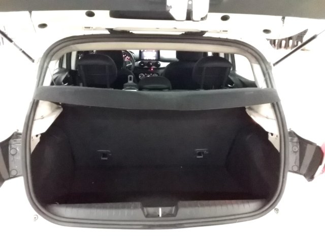 Vehicle_photo_11