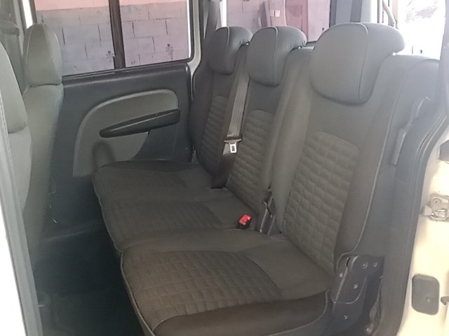 Vehicle_photo_10