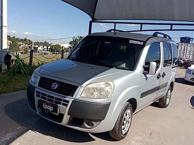 FIAT DOBLO ATTRACTIV 1.4 Frente Motorista