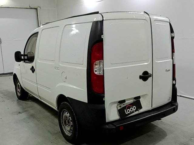 Vehicle_photo_3