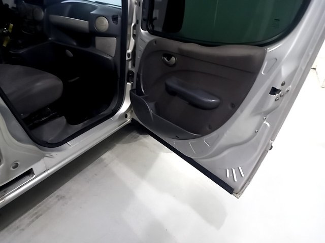 Vehicle_photo_9