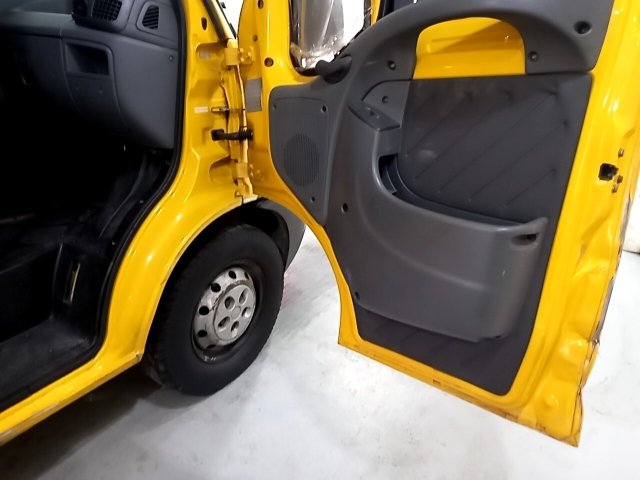 Vehicle_photo_9