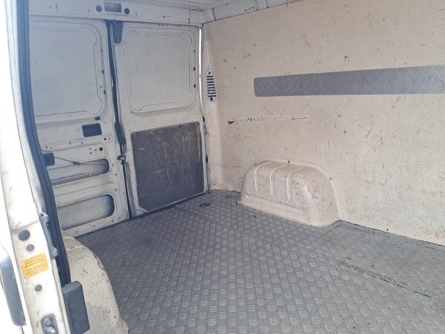 Vehicle_photo_11
