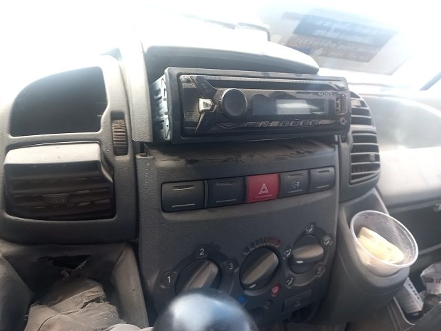 Vehicle_photo_6