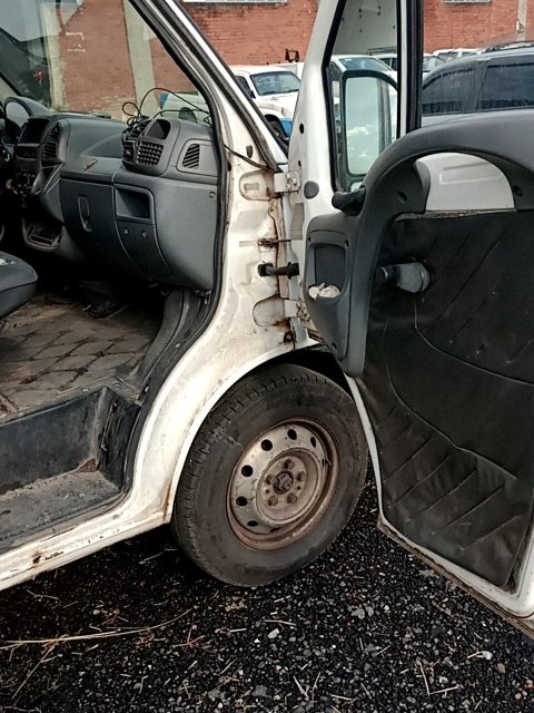 Vehicle_photo_9