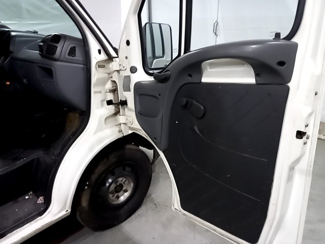 Vehicle_photo_9