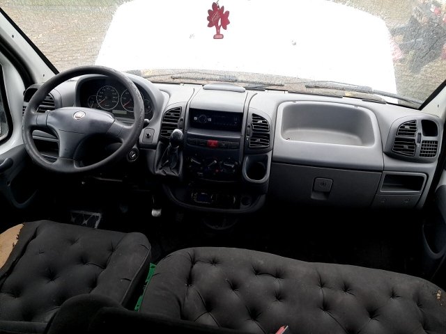 Vehicle_photo_5