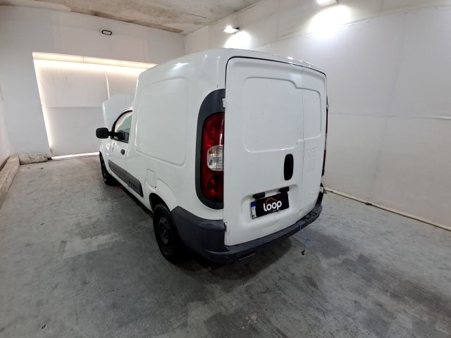 FIAT FIORINO 1.4 FLEX Traseira Motorista
