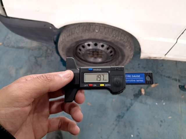 Vehicle_photo_14