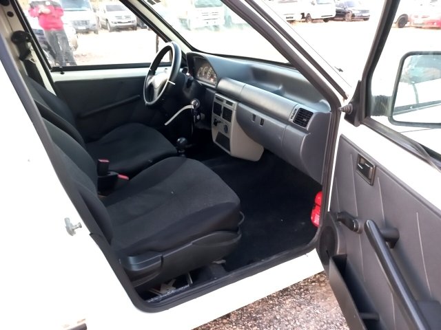 Vehicle_photo_9