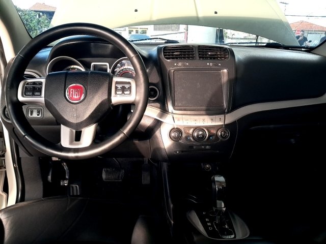 Vehicle_photo_11