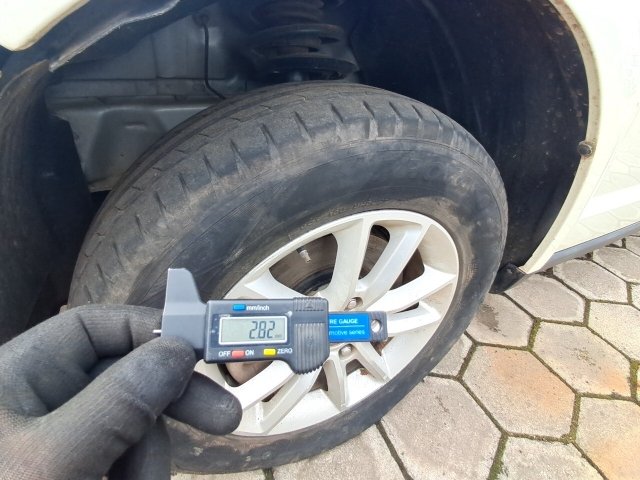 Vehicle_photo_12